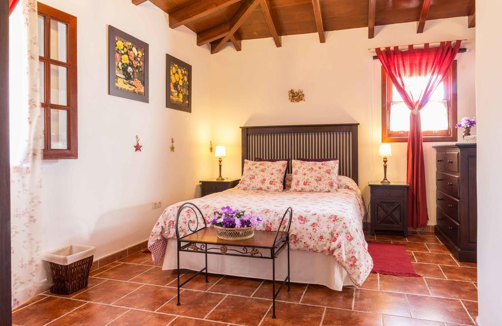 Finca El Picacho Apartments In The Countryside 2 Km From The Beach Tejina Room photo